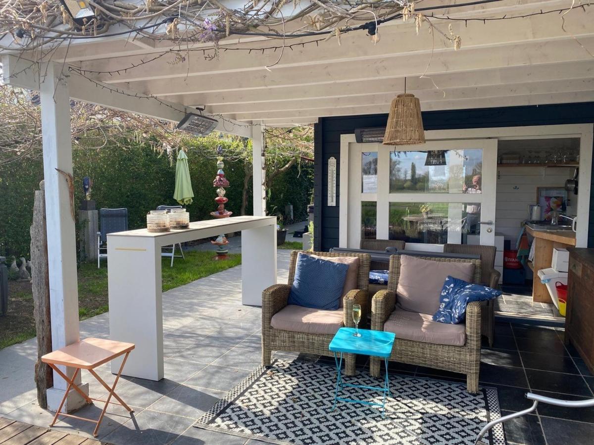Chillann Bed & Breakfast Denderleeuw Bagian luar foto