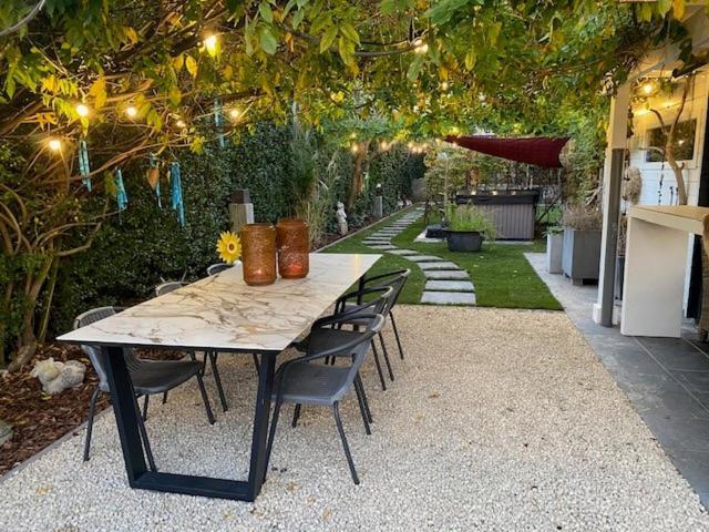 Chillann Bed & Breakfast Denderleeuw Bagian luar foto